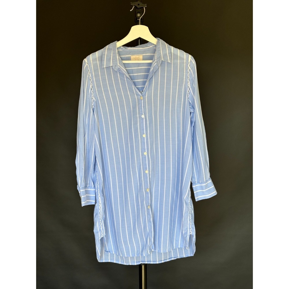 Love by Gap Shirt Women's Medium Blue White‎ Striped Long Sleeve Button Front